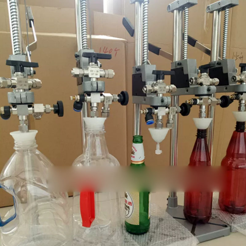 Macchina Manuale per Pressare  - Wine Beers recensione e prezzo