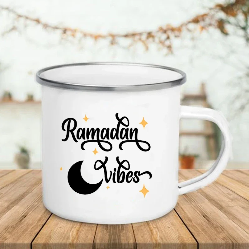 Handle Enamel Mugs Happy Eid M - Wine Beer Best recensione e prezzo